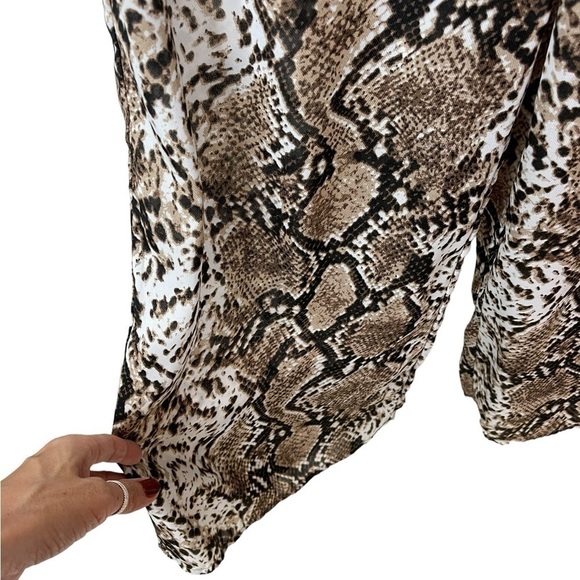 Super Down Snake Print Jumpsuit Plung Neck Line Wide Leg Revolve size Large - Picture 4 of 12